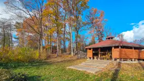 Łabędzi Ostrów w Pięknej Górze w jesiennych barwach - zdjęcie 3