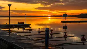 Wschód słońca nad jeziorem Niegocin w Wilkasach, grudzień 2024 r. - zdjęcie 5