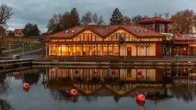 Wschód słońca nad jeziorem Niegocin w Wilkasach, grudzień 2024 r. - zdjęcie 25