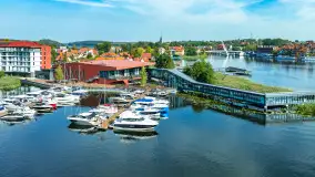 Mikołajki i okoliczne jeziora z drona, wrzesień 2024 r. - zdjęcie 6