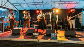 Grają na Mazurach, koncert Zrefowani, Nowy Sztynort - zdjęcie 1