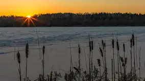 Zachód słońca nad jeziorem Skarż Wielki, luty 2025 r. - zdjęcie 5