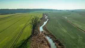 Rzeki Guber i Sajna na zdjęciach z drona, marzec 2025 r. - zdjęcie 2