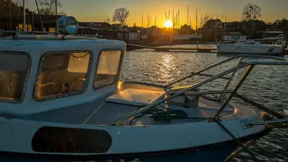 Zachód słońca w AZS Wilkasy, kwiecień 2025 r.