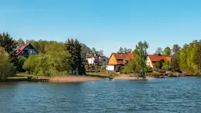 Jezioro Czos, Mrągowo widziane z wody, maj 2025 r. - zdjęcie 33