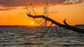 Zachód słońca w Pierkunowie, jezioro Kisajno, czerwiec 2025 r. - zdjęcie 10