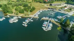 Przystań Nautica z lotu ptaka, lipcowy poranek, 2025 r. - zdjęcie 21