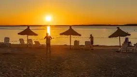 Zachód słońca nad jeziorem Śniardwy, Marina Śniardwy, sierpień 2025 r. - zdjęcie 36