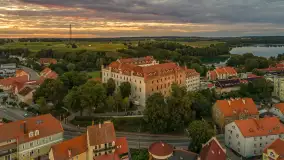 Ryn z lotu ptaka o zachodzie słońca, sierpień 2025 r. - zdjęcie 51