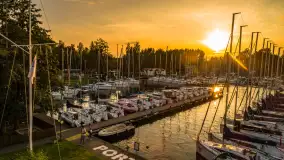 Zachód słońca w Węgorzewie, port Keja, sierpień 2025 r. - zdjęcie 1