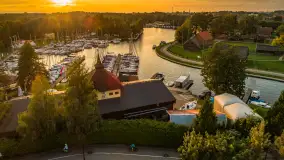 Zachód słońca w Węgorzewie, port Keja, sierpień 2025 r. - zdjęcie 20