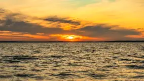 Zachód słońca nad jeziorem Śniardwy, Szeroki Ostrów, czerwiec 2025 r. - zdjęcie 20