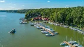 Jezioro Nidzkie przy porcie Pod Dębem, Ruciane-Nida, sierpień 2025 r. - zdjęcie 7