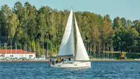 Żagle i ruch na jeziorze Kisajno, ostatnie dni lata, wrzesień 2025 r. - zdjęcie 57