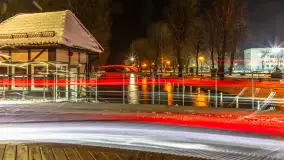 Nocne i zaśnieżone Giżycko, listopad 2025 r. - zdjęcie 14