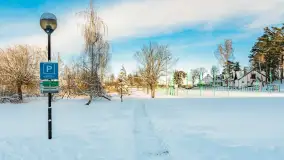 Zimowa sceneria w AZS Wilkasy nad Niegocinem, grudzień 2025 r. - zdjęcie 42