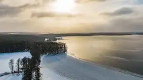 Dargin pod lodem, a natura i kra tworzą piękne pejzaże, styczeń 2026 r. - zdjęcie 14