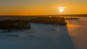 Zachód słońca nad jeziorem Nidzkim, Ruciane Nida z drona, styczeń 2026 r.  - zdjęcie 28