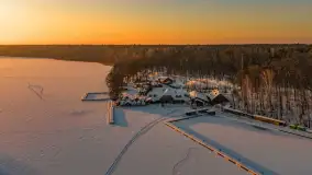 Zachód słońca nad jeziorem Nidzkim, Ruciane Nida z drona, styczeń 2026 r.  - zdjęcie 6