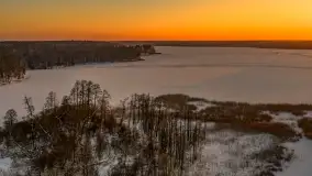 Zachód słońca nad jeziorem Nidzkim, Ruciane Nida z drona, styczeń 2026 r.  - zdjęcie 23
