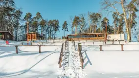 Wodnik nad jeziorem Nidzkim w zimowej scenerii, styczeń 2026 r.