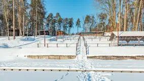 Wodnik nad jeziorem Nidzkim w zimowej scenerii, styczeń 2026 r. - zdjęcie 33