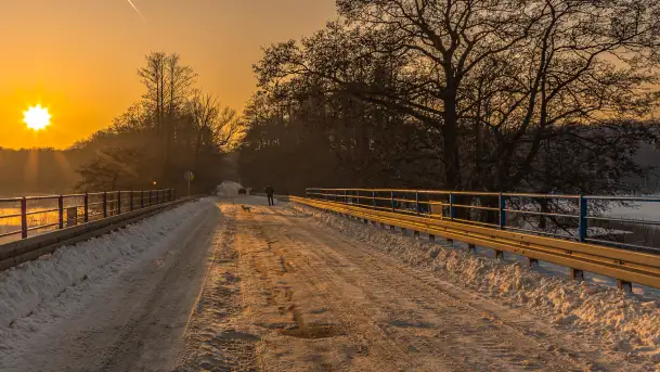 Biała i zimowa wersja mostu Sztynorckiego, styczeń 2026 r.