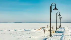 Marina Śniardwy i największe polskie jezioro w zimowej scenerii, styczeń 2026 r. - zdjęcie 12