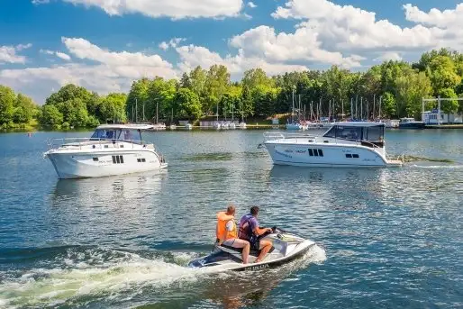 Zdjęcia: ArcaYacht nam pomaga – dzięki za nieocenioną pomoc :) - zdjęcie 1