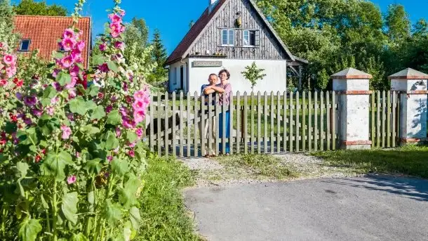 Zdjęcia: Jak się raz wdepnie w glinę, to „brud” na nodze zostaje na całe życie - zdjęcie 1