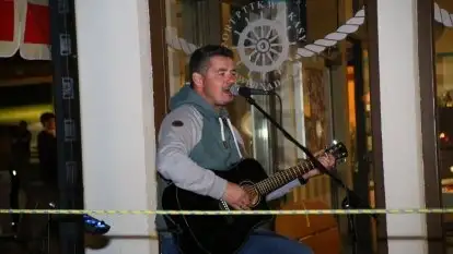 Zdjęcia: Koncert Grzegorza Polakowskiego w Tawernie DeZeTa