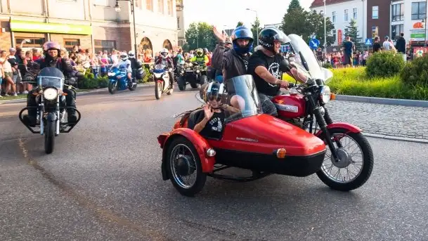 Zdjęcia: Parada motocykli ulicami Giżycka  - zdjęcie 11