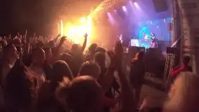 Zdjęcia: Energia, pasja i muzyka na scenie przy Mamrach - zdjęcie 25