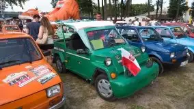 Zdjęcia:  Zlot "maluchów" w Giżycku. Nie ma klimy, ale jest klimat - zdjęcie 29