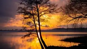 Epicki zachód słońca nad jeziorem Niegocin, luty 2020 - zdjęcie 1