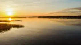 Jezioro Stręgiel skąpane w złocie zachodu słońca - zdjęcie 19