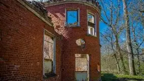 Zdjęcia: Pałac w Prośnie – monumentalna, romantyczna i tajemnicza ruina - zdjęcie 46