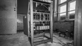 Cień historii sprzed kilkudziesięciu lat w jednym z pałacyków - zdjęcie 56