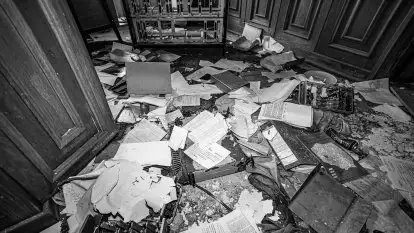 Cień historii sprzed kilkudziesięciu lat w jednym z pałacyków