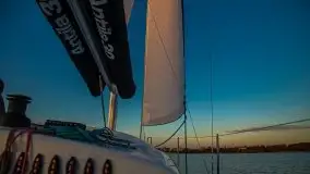 Zachód słońca podczas pływania jachtem Antila 30 - zdjęcie 28