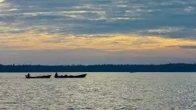 Zdjęcia: Poradnik motorowodny, skuterem i jachtem motorowym przez Mazury - jezioro Mamry - zdjęcie 11