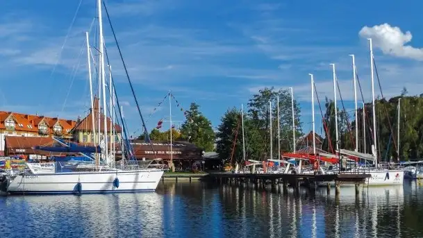 Zdjęcia: Poradnik motorowodny, skuterem i jachtem motorowym przez Mazury - jezioro Mamry - zdjęcie 8