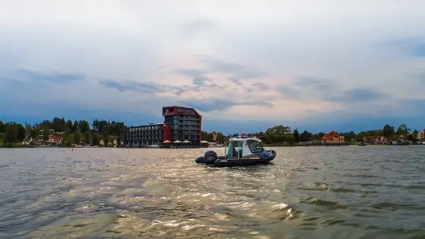 Zdjęcia: Poradnik - motorowodne Mazury - jezioro Mikołajskie - zdjęcie 9