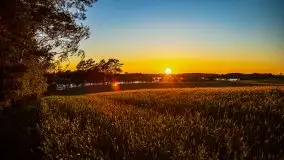 Zachód słońca widoczny z Grodzisko Święta Góra - zdjęcie 22