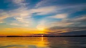 Zachód słońca, widok z wody na jezioro Święcajty - zdjęcie 33