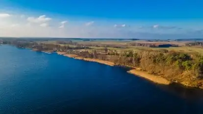 Jezioro Jagodne i okolice na początku grudnia 2020