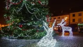 Świąteczny nocny Pisz, grudzień 2020 r. - zdjęcie 38