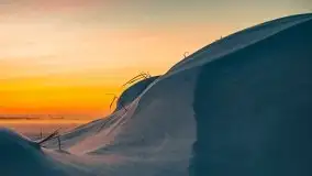 Zimowy wschód słońca nad jeziorem Dargin i... -27 stopni - zdjęcie 1