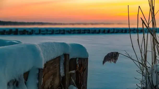 Zimowy wschód słońca nad jeziorem Dargin i... -27 stopni - zdjęcie 2