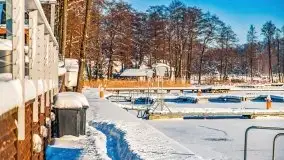 Stanica Wodna Stranda w zimowej scenerii - zdjęcie 27